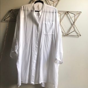 Babaton oversized, sheer white button down